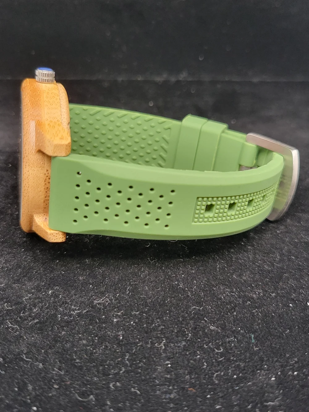 Minimalist Bamboo Watch with Green Dial and Strap